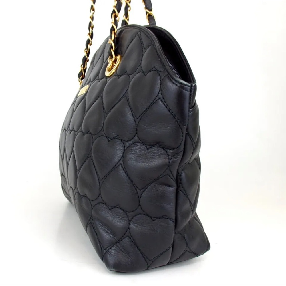 AUTH MOSCHINO Leather Heart Quilted Chain Shoulder Bag - Picture 3 of 8